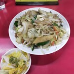 栄楽 - 野菜炒め（650円）
