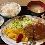 Jiyuuken - ハンバーグに魚のフライに玉子焼、昭和のスタイルA定食