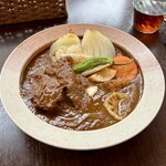 バルバルキッチンアメリ - ランチ：三日間煮込んだタンシチュー(¥1,980) メイン