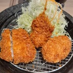 Tonkatsu Kagurazaka Sakura - 日替わり3種月曜