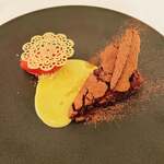 ラ・トゥーエル - 