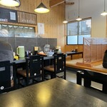 手打中華 麺民 ことぶき家 - 店内