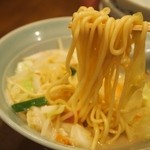 浜浪 - 長崎チャンポン玉子入　麺