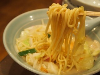 Hama Nami - 長崎チャンポン玉子入　麺