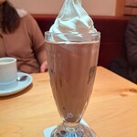 コメダ珈琲店 - 私が注文したアイスココア。