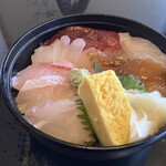 寿し光 - ベッコウを含む各種海鮮を乗せた島丼