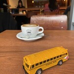 SCHOOL BUS COFFEE STOP - 『FLAT WHITE¥650』
                        ※coava変更¥100