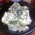 大統領 - ポテトサラダ。飲兵衛向けに甘味控え目。黒胡椒を大目にかけてくれた！