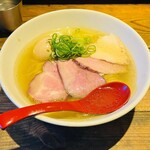 Menya Shou - 軍鶏特製塩ラーメン