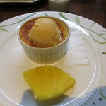 ヴァンダンジュ - 温かいリンゴのケーキ