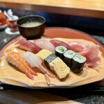 しほう田 - にぎり鮨ランチ … ¥1,300円（税込）