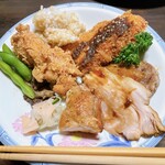 食堂Spoon - 取り分けたもの