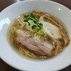 麺屋 心羽 - 料理写真:鶏塩拉麺880円
