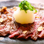 Aged beef sirloin Steak ~Japanese style grated garlic sauce~