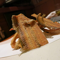 魚匠 銀平 心斎橋店 - 骨せんべい