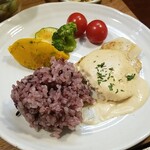 キッチン ブルー グローブ - ご飯を乗せて