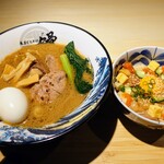 Homma Guro Soba Kotsu - 千客万来まぐろそば、海鮮ヅケ丼