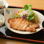 Sukiyaki Kappou Katou - 豚生姜焼きランチ 1,400円
