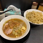 Ramen Oniyama - ★ 豚つけめん（400g・にんにく・からめ・1050円税込）★