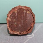 ショコラティエ・エリカ - トリュフ_ノアゼット_断面