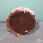 ショコラティエ・エリカ - トリュフ_ラ・ネージュ_断面