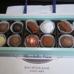 ショコラティエ・エリカ - トリュフ詰め合わせ12個入