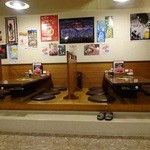 遠野食肉センター - 小上がり席