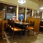 遠野食肉センター - 椅子席