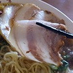 彩華ラーメン  - チャーシューアップ