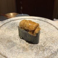 鮨 由う - 
