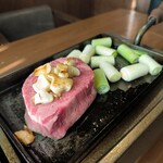 焼肉 肉萬 - 神ブリアン