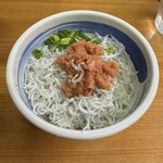 Chuukasoba Hanzawa - 限定 しらすと辛子明太子御飯 400円