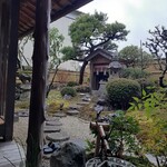 丹波篠山　近又 - 個室から立派な庭が見渡せます