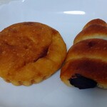 パンと料理とお菓子の店 tonttu - ふわもにまるパン＆大人のチョココロネ③