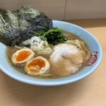 横浜ラーメン 町田家 - 