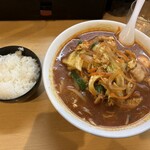 札幌軒 - スタミナラーメンと半ライス