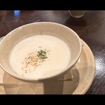 ル・ブルターニュ - カリフラワーのスープ