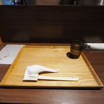 NIBOSHI MANIA - 卓上には、お盆がセットされる