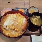 末広 - カツ丼