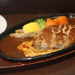 紅屋 - 料理写真:デミグラスハンバーグ