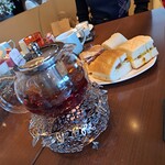 グリロジー バー＆グリル - 