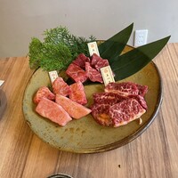 焼肉 しゃぶしゃぶ 石田屋。 北野坂店 - 