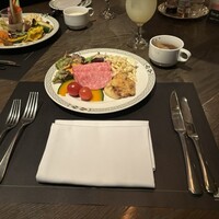 ロウリーズ・ザ・プライムリブ 恵比寿ガーデンプレイス店 - 