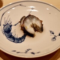 鮨 龍次郎 - 大間 黒海鼠