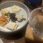 AKATSUKI NO KURA - チーズ盛り合わせ