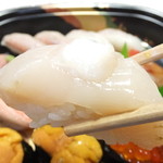 札幌市場めし　まるさん亭 - おまかせ　２人前で５０００円　ほたて　【　２０１３年１２月　】