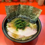 横浜家系総本山 吉村家直系店 ラーメン内田家 - 