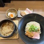 小麦と焼きあご すぐれ - 