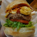 パントリー コヨーテ - 専用の紙に包んで一口に・・・出来ませんでした