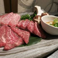 焼肉 にくなべ屋 神戸びいどろ 北野坂店 - お肉〜